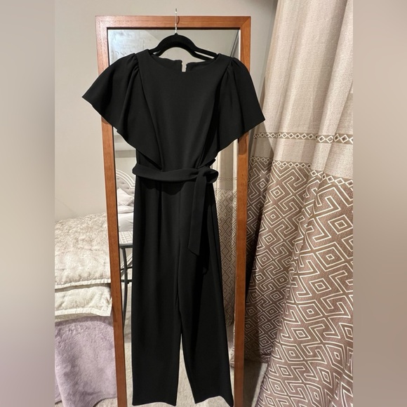 NWT DKNY Black Flutter-Sleeve Tie-Waist Jumpsuit Women's Size 2 - Picture 1 of 5